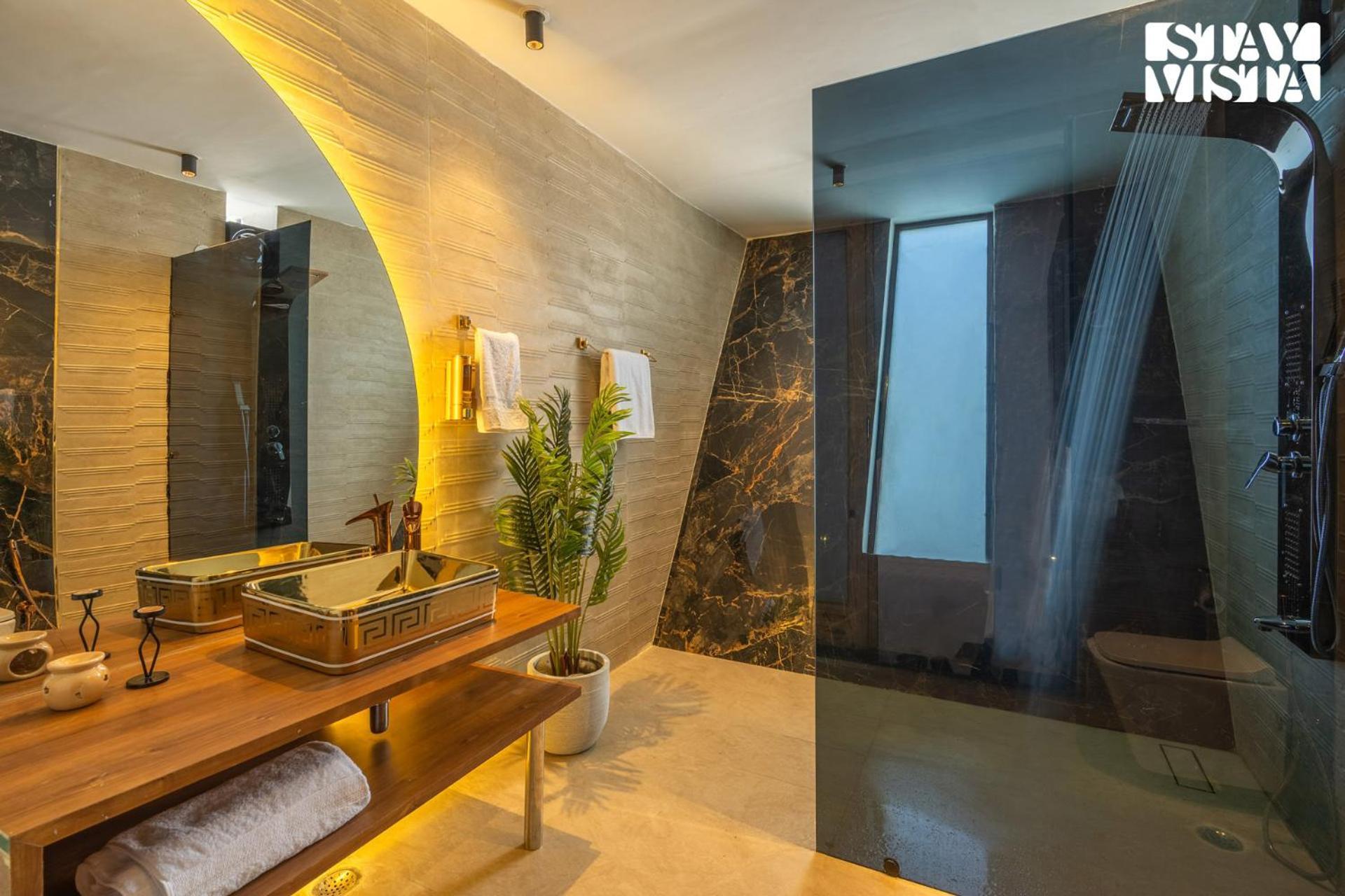 Stayvista At Luna Nova With Outdoor Pool - Раникхет Экстерьер фото