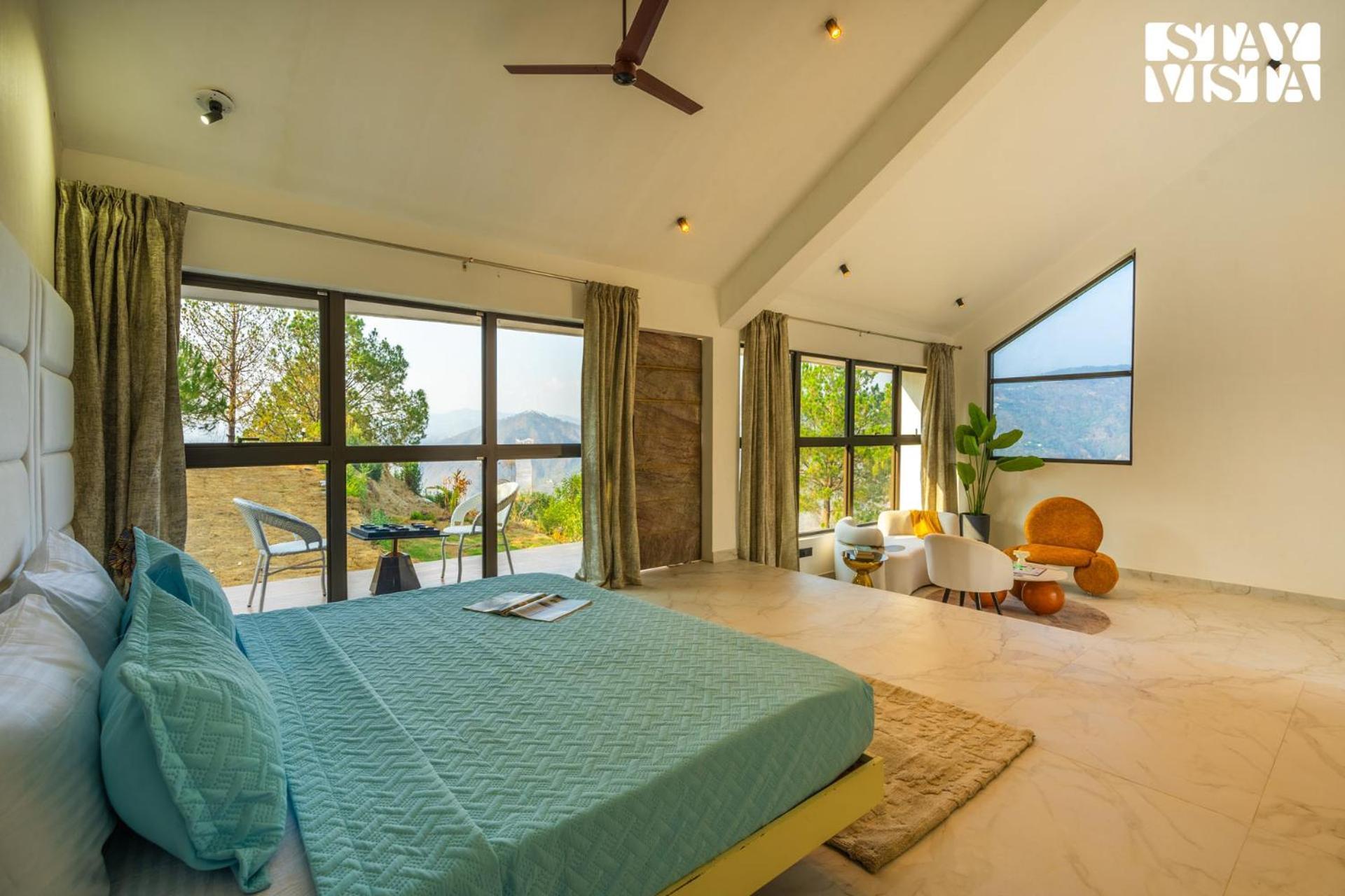Stayvista At Luna Nova With Outdoor Pool - Раникхет Экстерьер фото